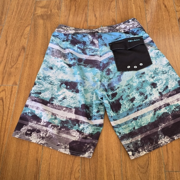 Men's Pelagic Board Shorts Size 29 - Picture 2 of 11